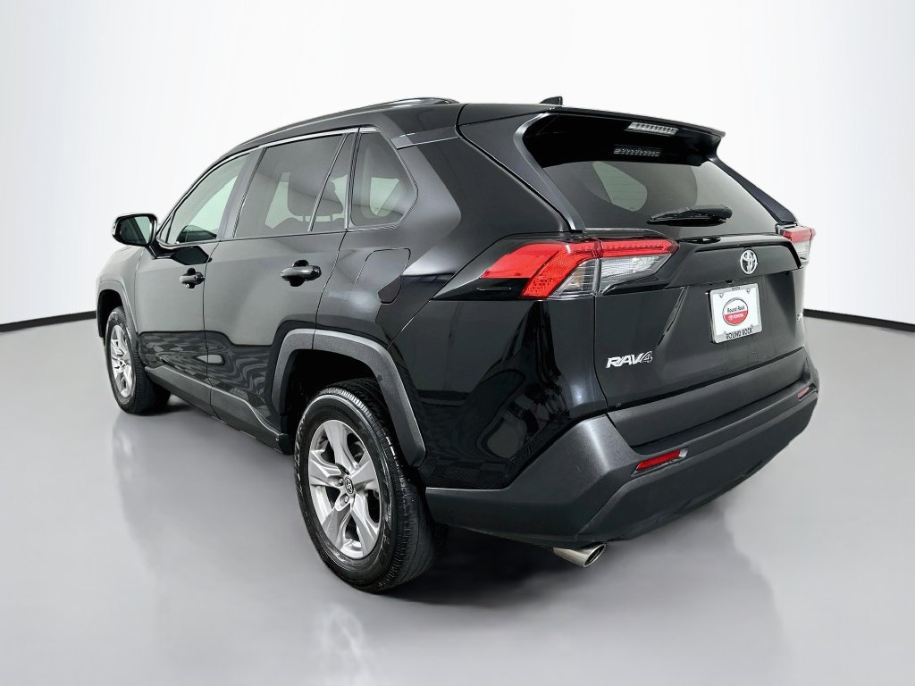Used 2025 Toyota RAV4 XLE FWD image 7