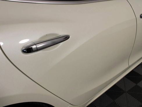 Used 2019 Maserati Ghibli S GranLusso AWD/4WD image 33
