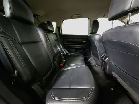 Used 2020 Mitsubishi Outlander LE FWD image 27