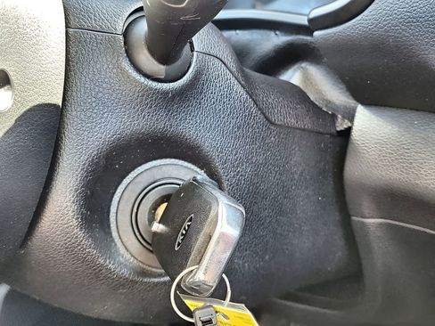 Used 2020 Kia Soul S image 30