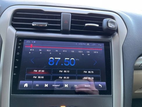 Used 2013 Ford Fusion SE image 14