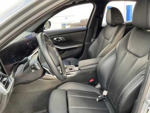 Used 2023 BMW 330i Sedan w/ Premium Package RWD image 9