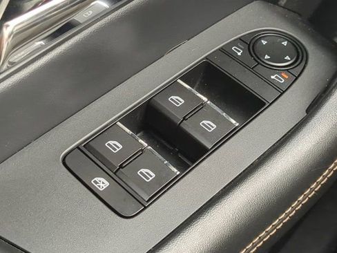 Used 2024 MAZDA CX-90 Plug-In Hybrid w/ Premium Pkg image 25