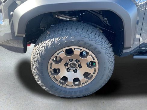 New 2026 Toyota Tacoma 4x4 Double Cab Hybrid image 9
