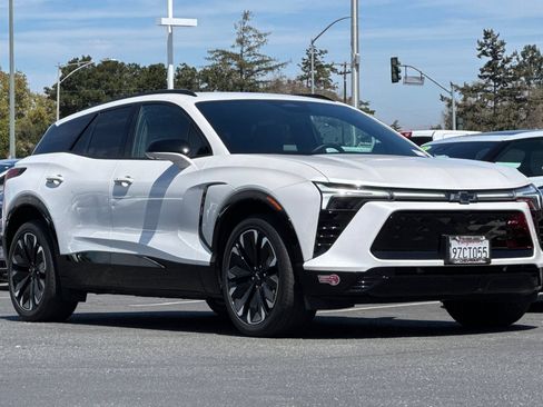 Used 2024 Chevrolet Blazer EV RS AWD/4WD image 2