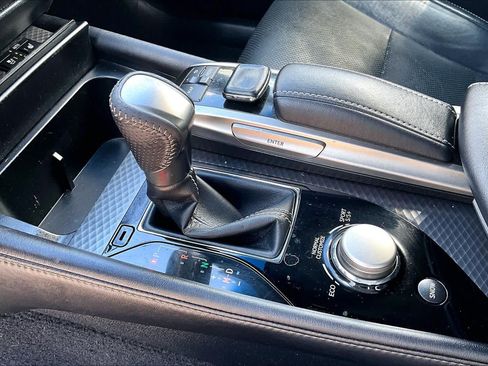 Used 2016 Lexus GS 350 F Sport w/ F Sport Package RWD image 17