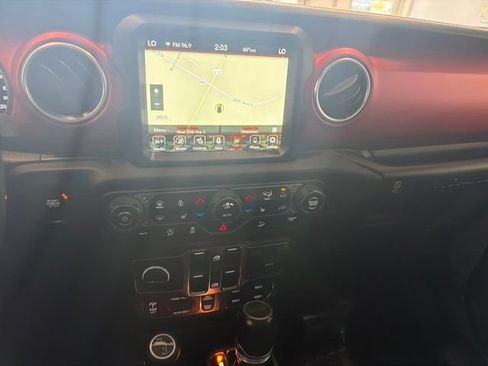 Used 2021 Jeep Wrangler Unlimited Rubicon AWD/4WD image 23