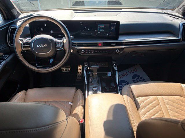 Used 2025 Kia Sorento SX Prestige w/ Olive Brown Leather Package AWD/4WD image 39
