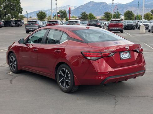 Used 2025 Nissan Sentra SV FWD image 8
