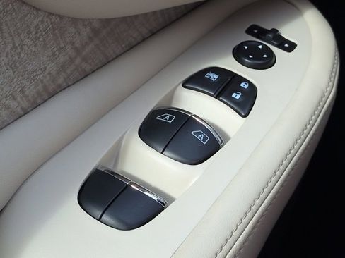 Certified 2024 Nissan Murano SL image 26