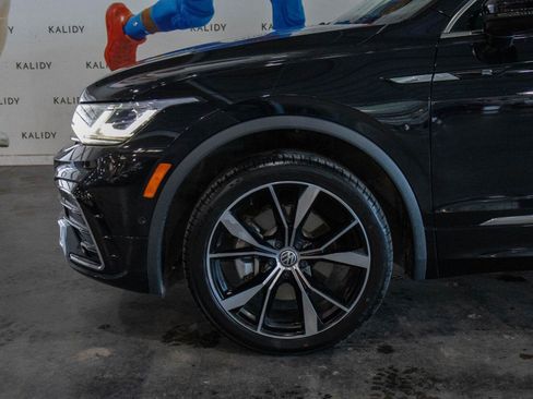 Used 2022 Volkswagen Tiguan SEL R-Line AWD/4WD image 15