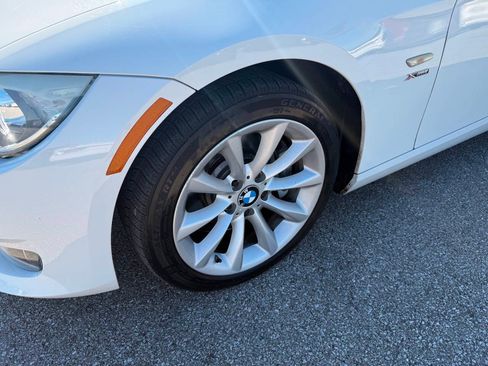 Used 2011 BMW 335i xDrive Coupe w/ Premium Pkg AWD/4WD image 17