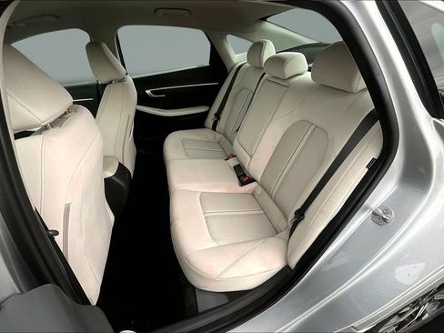 Used 2025 Hyundai Sonata SEL FWD image 23