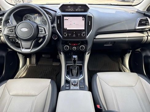 Used 2023 Subaru Forester Limited image 21