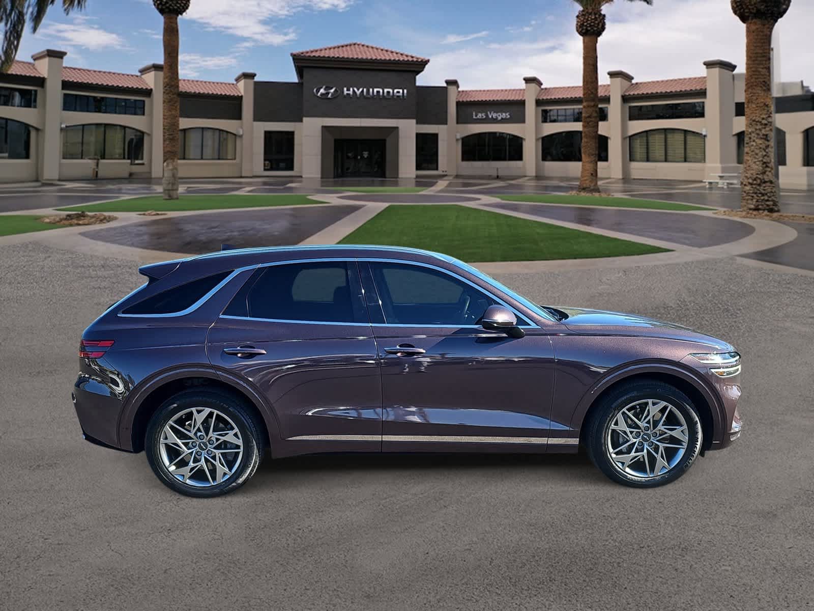 Used 2023 Genesis GV70 2.5T w/ Select Package AWD/4WD image 9