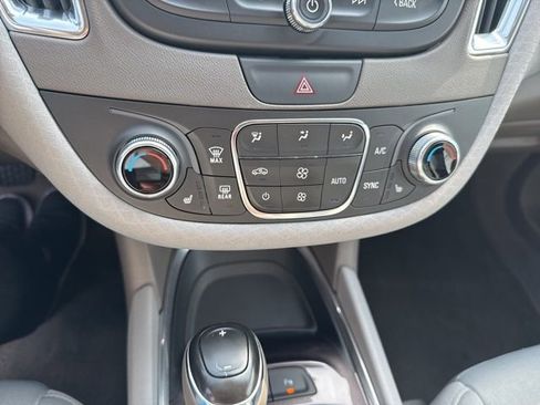 Used 2019 Chevrolet Malibu LT w/ Driver Confidence Package FWD image 27