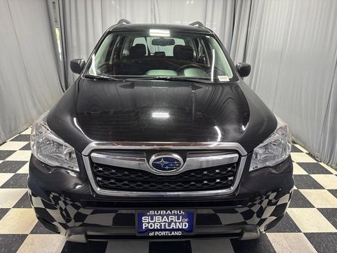 Used 2015 Subaru Forester 2.5i w/ Alloy Wheel Package AWD/4WD image 2