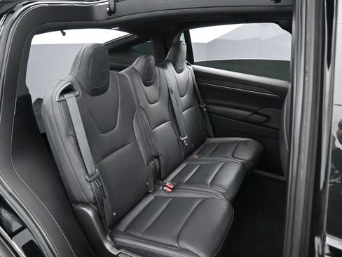 Used 2023 Tesla Model X image 27