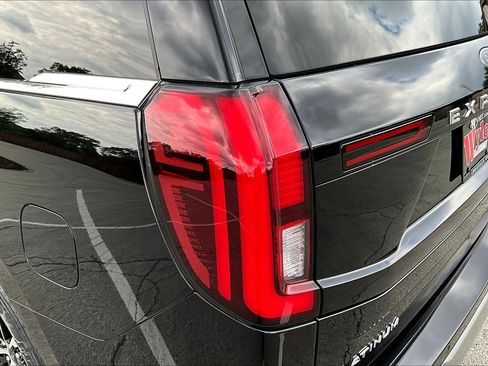 Used 2025 Ford Expedition Platinum AWD/4WD image 21