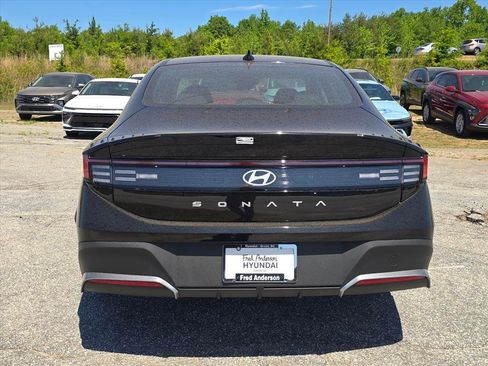 New 2026 Hyundai Sonata SE FWD image 4