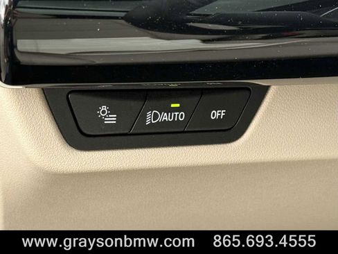 Used 2025 BMW X1 xDrive28i w/ Premium Package image 25