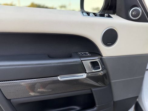 Used 2018 Land Rover Range Rover Sport Autobiography image 9