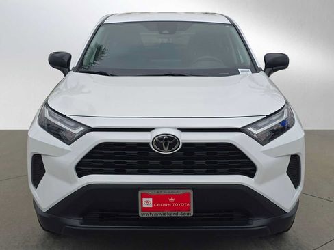 Certified 2025 Toyota RAV4 LE FWD image 8
