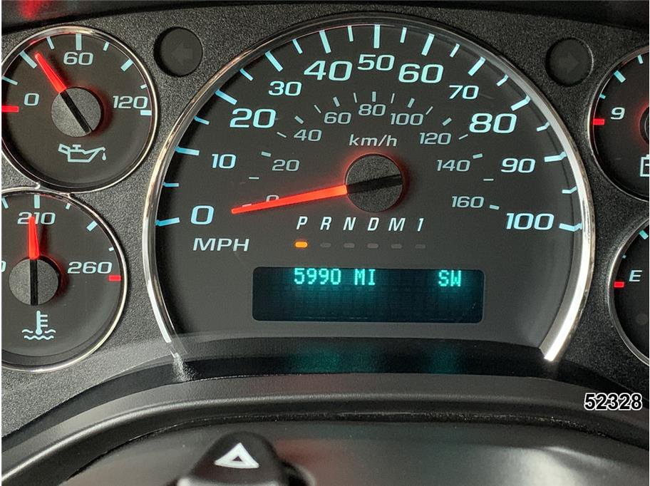 Used 2025 Chevrolet Express 2500 Extended w/ Communications Package RWD image 29
