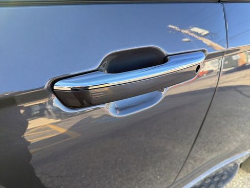 Used 2024 Jeep Grand Cherokee Overland w/ Trailer Tow Package image 2