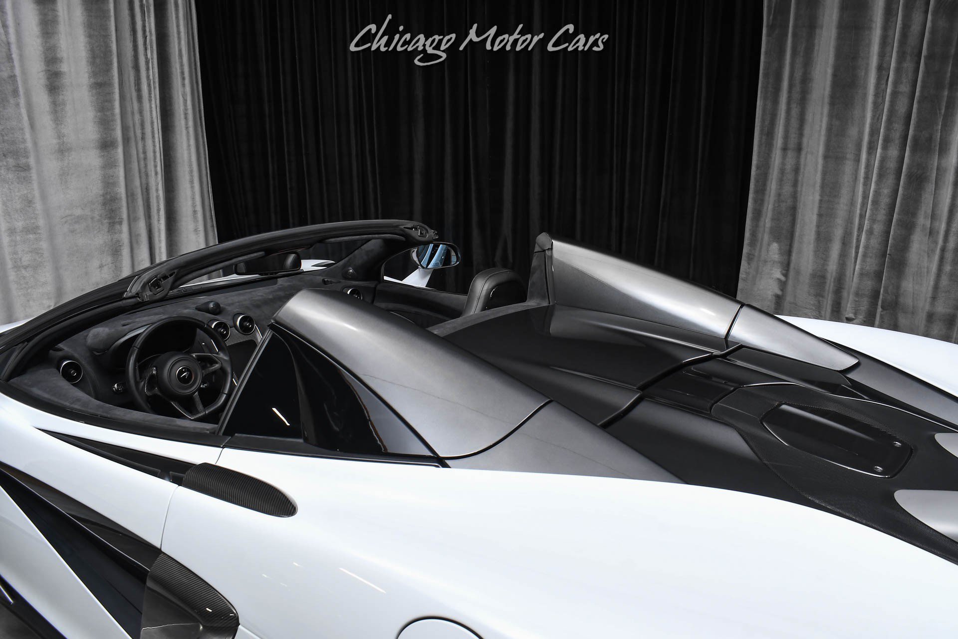Used 2020 McLaren 600LT Spider RWD image 43