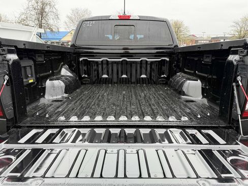 New 2025 Ford Ranger XLT w/ FX4 Off-Road Package image 11