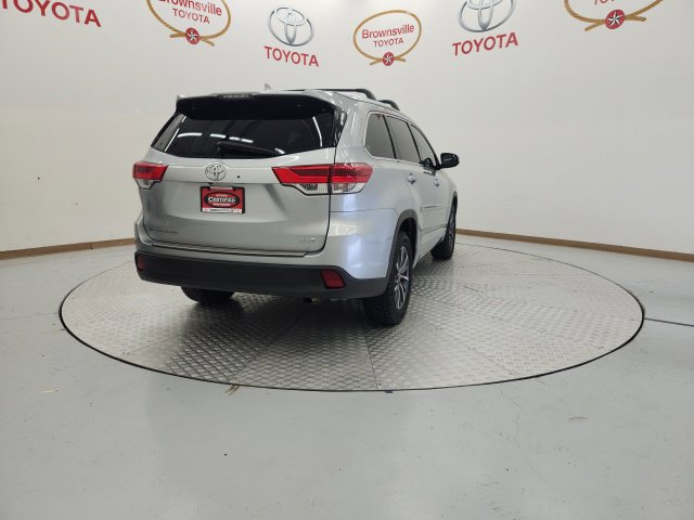 Used 2018 Toyota Highlander XLE FWD image 8