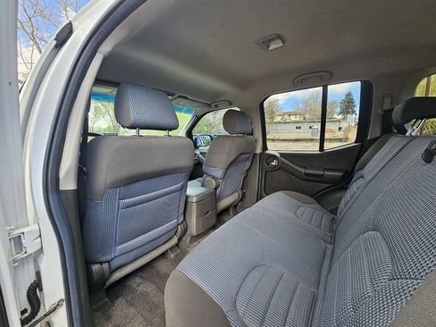Used 2005 Nissan Xterra Off-Road AWD/4WD image 21