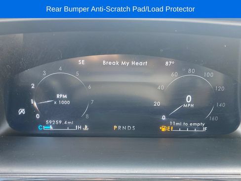 Used 2022 Lincoln Nautilus Reserve AWD/4WD image 5
