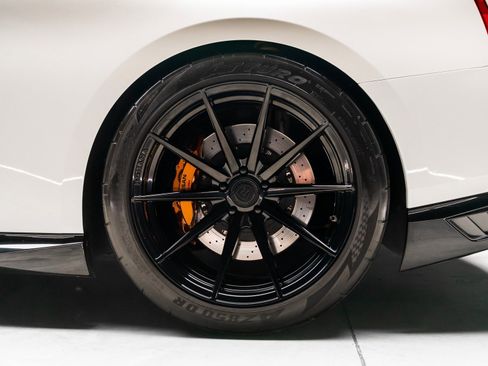 Used 2020 Nissan GT-R Premium image 39