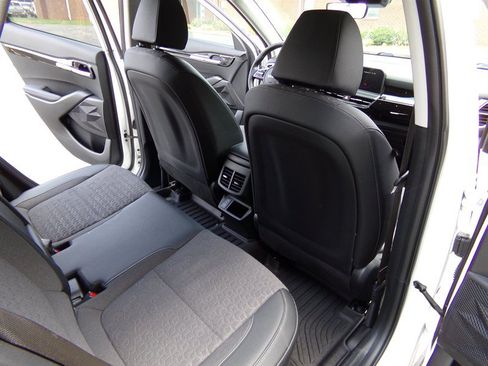 Used 2025 Kia Seltos S AWD/4WD image 17