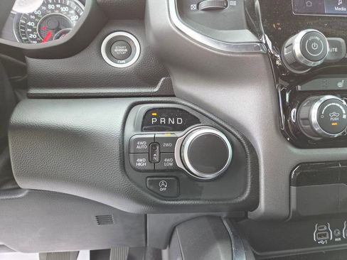 Used 2025 RAM 1500 Big Horn image 24