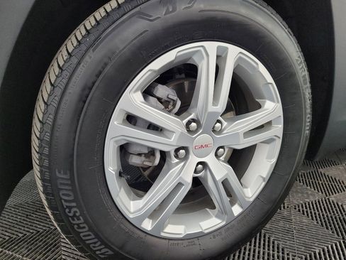 Used 2022 GMC Terrain SLE w/ Driver Convenience Package image 31