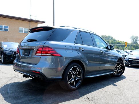 Used 2018 Mercedes-Benz GLE 43 AMG 4MATIC image 2