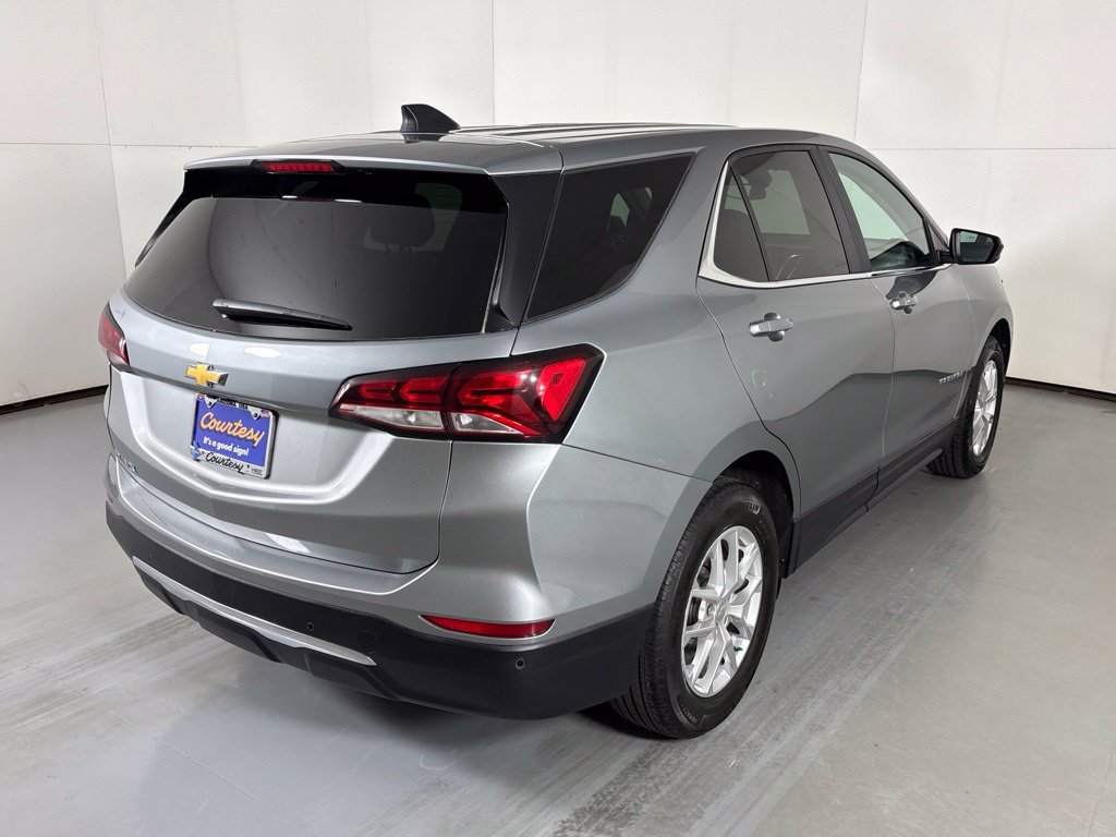 Used 2024 Chevrolet Equinox LT FWD image 8