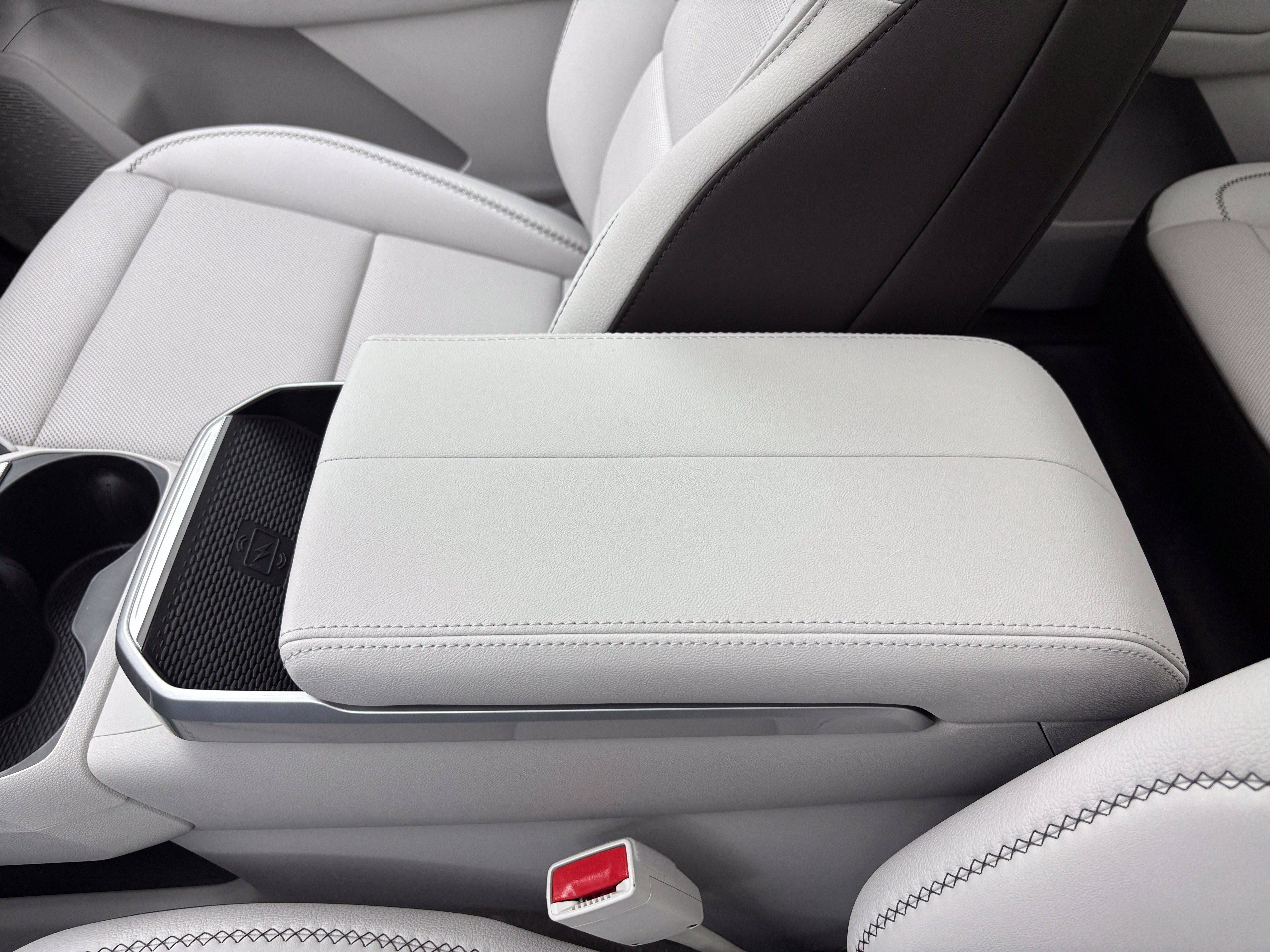 New 2027 GMC Terrain Denali AWD/4WD image 32