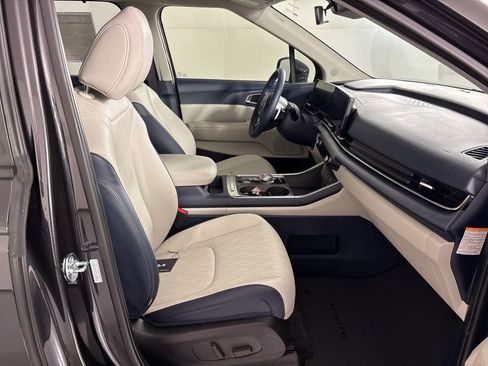 New 2026 Kia Carnival EX image 49