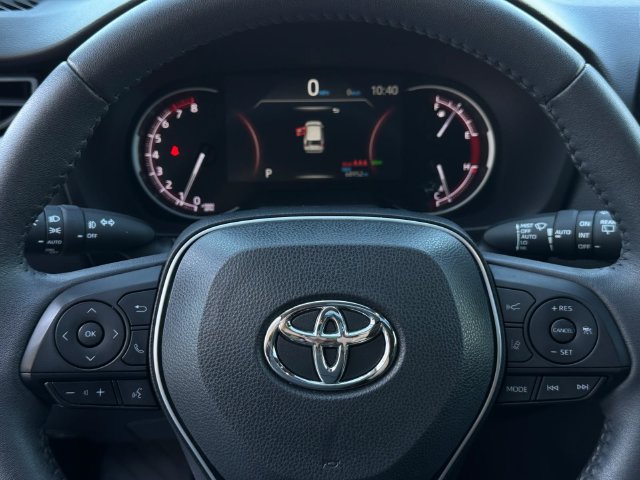 Used 2023 Toyota RAV4 XLE Premium AWD/4WD image 20
