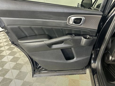 Used 2021 Kia Sorento SX AWD/4WD image 25