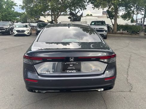 Used 2023 Honda Accord Touring image 7