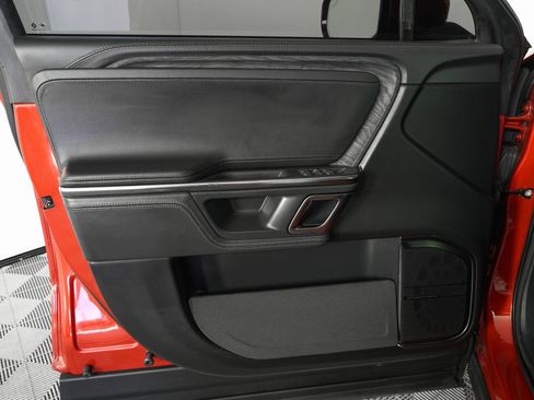 Used 2022 Rivian R1T Adventure image 15