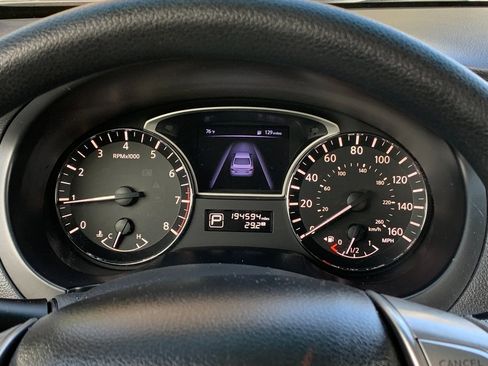 Used 2015 Nissan Altima 2.5 S w/ Sport Value Package image 10