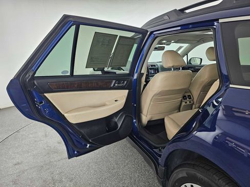 Used 2017 Subaru Outback 2.5i Limited image 15