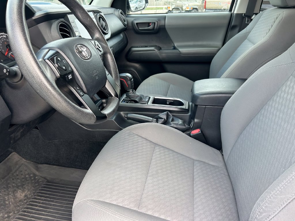 Certified 2023 Toyota Tacoma SR AWD/4WD image 11