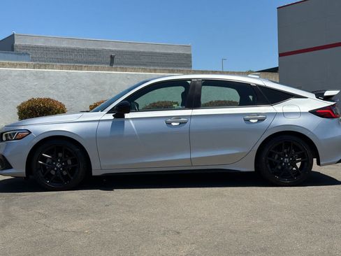 Used 2024 Honda Civic Sport image 9